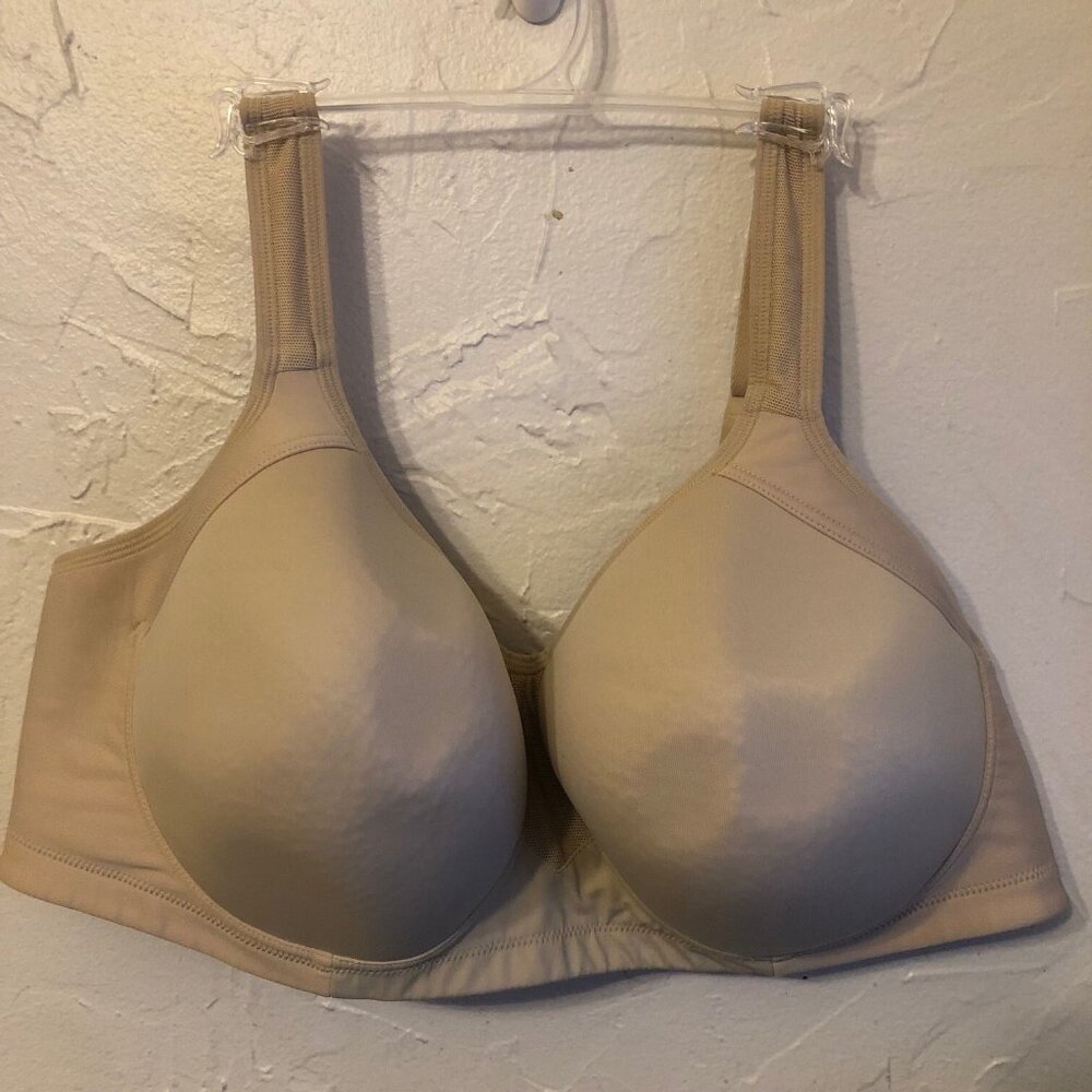 Cacique Lightly Lined No Wire SZ 42D Contour Cup Beige Bra